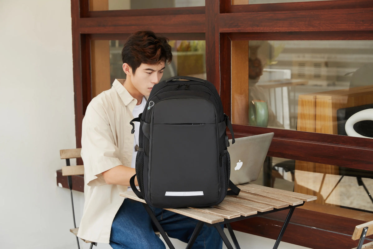 حقيبة ظهر - Backpacks RAL 2300